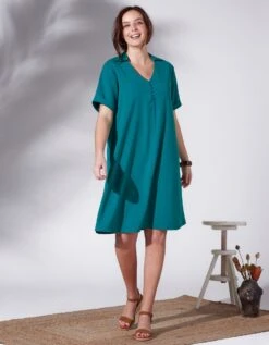 Robe Courte Forme Trapèze