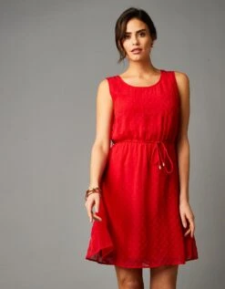 Robe Courte Sans Manches Unie Voile Plumetis Et Dos Dentelle - Rouge -Femmes Vêtements Magasin 501512 C01 zoomx vue4