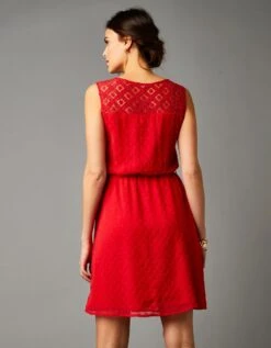 Robe Courte Sans Manches Unie Voile Plumetis Et Dos Dentelle - Rouge -Femmes Vêtements Magasin 501512 C01 zoomx vue6