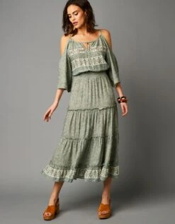 Robe Longue Volantée épaules Dégagées