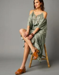 Robe Longue Volantée épaules Dégagées -Femmes Vêtements Magasin 501520 C01 zoomx vue3