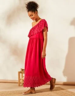 Robe Longue One Shoulder Avec Volant Broderie Anglaise 12 Robe Longue One Shoulder Avec Volant Broderie Anglaise -Femmes Vêtements Magasin 501537 C01 zoomx vue4