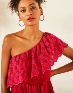 Robe Longue One Shoulder Avec Volant Broderie Anglaise 13 Robe Longue One Shoulder Avec Volant Broderie Anglaise -Femmes Vêtements Magasin 501537 C01 zoomx vue5