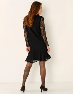 Robe Voile Et Dentelle -Femmes Vêtements Magasin 501601 C00 zoomx vue3