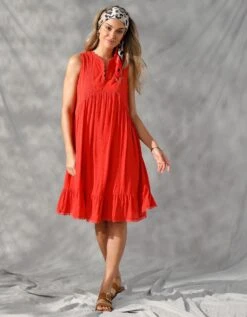 Robe Sans Manches Unie Découpes En Macramé