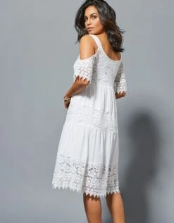 Robe Dentelle Macramé épaules Dénudées -Femmes Vêtements Magasin 501711 C02 zoomx vue2