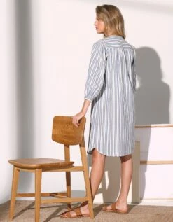 Robe Chemisier Col Officier Manches 3/4 Rayée 10 Robe Chemisier Col Officier Manches 3/4 Rayée -Femmes Vêtements Magasin 501817 C01 zoomx vue2