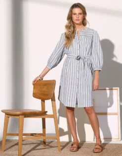 Robe Chemisier Col Officier Manches 3/4 Rayée 12 Robe Chemisier Col Officier Manches 3/4 Rayée -Femmes Vêtements Magasin 501817 C01 zoomx vue4