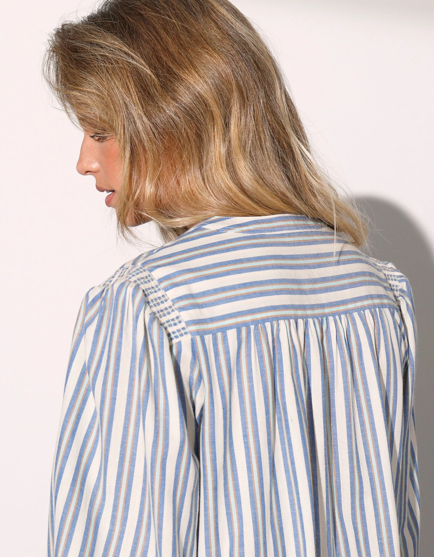 Robe Chemisier Col Officier Manches 3/4 Rayée 9 Robe Chemisier Col Officier Manches 3/4 Rayée – Image 7