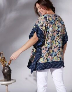Blouse Poncho Imprimée -Femmes Vêtements Magasin 560089 C00 zoomx vue2