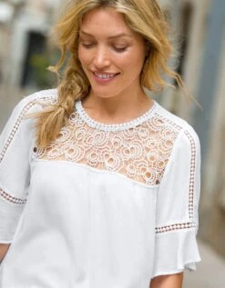 Blouse Plastron Macramé, Crépon -Femmes Vêtements Magasin 560139 C01 zoomx vue3
