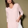 Blouse Unie Col V Manches 3/4 Macramé