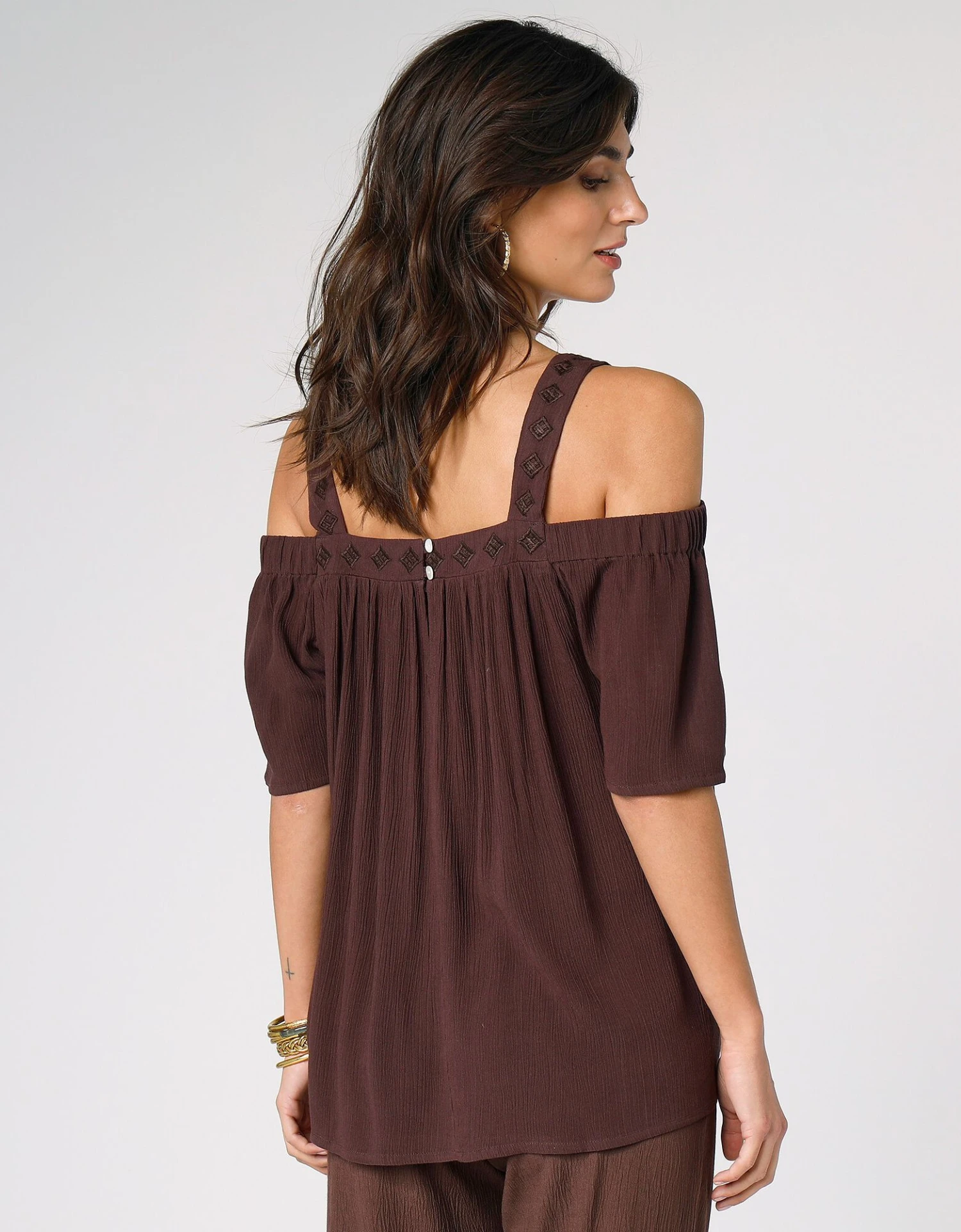 Top Brodé épaules Dénudées Uni 4 Top Brodé épaules Dénudées Uni – Image 2