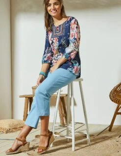 Blouse Imprimée Fleurs -Femmes Vêtements Magasin 560370 C01 zoomx vue4