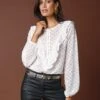 Blouse Boutonnée En Dentelle à Volants