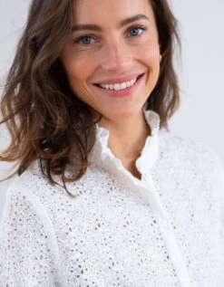 Blouse Col Montant Volantée, Dentelle -Femmes Vêtements Magasin 560627 C01 zoomx vue3