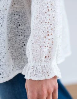 Blouse Col Montant Volantée, Dentelle -Femmes Vêtements Magasin 560627 C01 zoomx vue6