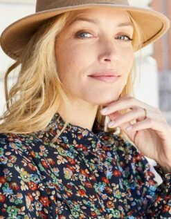 Blouse Volantée Imprimée, Crépon -Femmes Vêtements Magasin 560640 C01 zoomx vue3