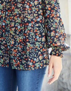 Blouse Volantée Imprimée, Crépon -Femmes Vêtements Magasin 560640 C01 zoomx vue4