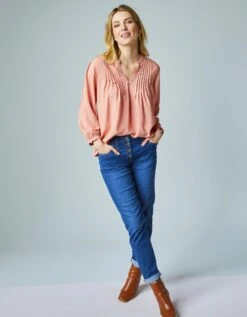 Blouse Manches Longues Détails Macramé 13 Blouse Manches Longues Détails Macramé -Femmes Vêtements Magasin 560649 C01 zoomx vue5