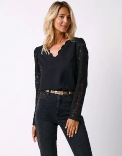 Blouse Festonnée Dos -Femmes Vêtements Magasin 560666 C01 zoomx vue3