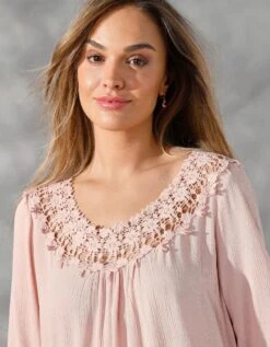 Tunique Fluide Manches 3/4 Finitions En Macramé 12 Tunique Fluide Manches 3/4 Finitions En Macramé -Femmes Vêtements Magasin 560671 C00 zoomx vue5