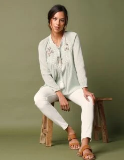 Blouse Brodée Macramé, Crépon -Femmes Vêtements Magasin 560679 C01 zoomx vue5