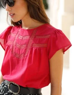 Blouse Unie Dentelle Manches Volantées 12 Blouse Unie Dentelle Manches Volantées -Femmes Vêtements Magasin 560740 C01 zoomx vue4