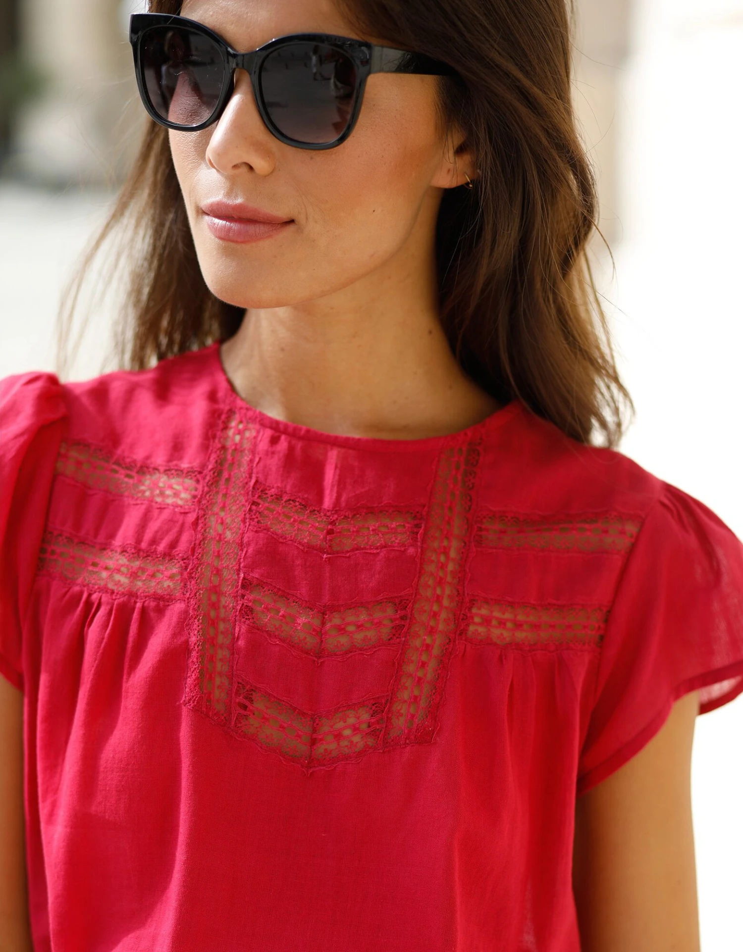 Blouse Unie Dentelle Manches Volantées 7 Blouse Unie Dentelle Manches Volantées – Image 5