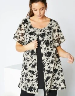 Tunique Effet 2en1 Imprimée, Voile 13 Tunique Effet 2en1 Imprimée, Voile -Femmes Vêtements Magasin 560931 C01 zoomx vue5