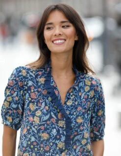Blouse Boutonnée Imprimée Détails Broderie, Gaze De Coton -Femmes Vêtements Magasin 560962 C00 zoomx vue7