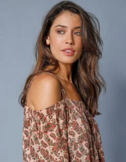 Top Brodé épaules Dénudées Imprimé -Femmes Vêtements Magasin 560989 C00 zoomx vue3