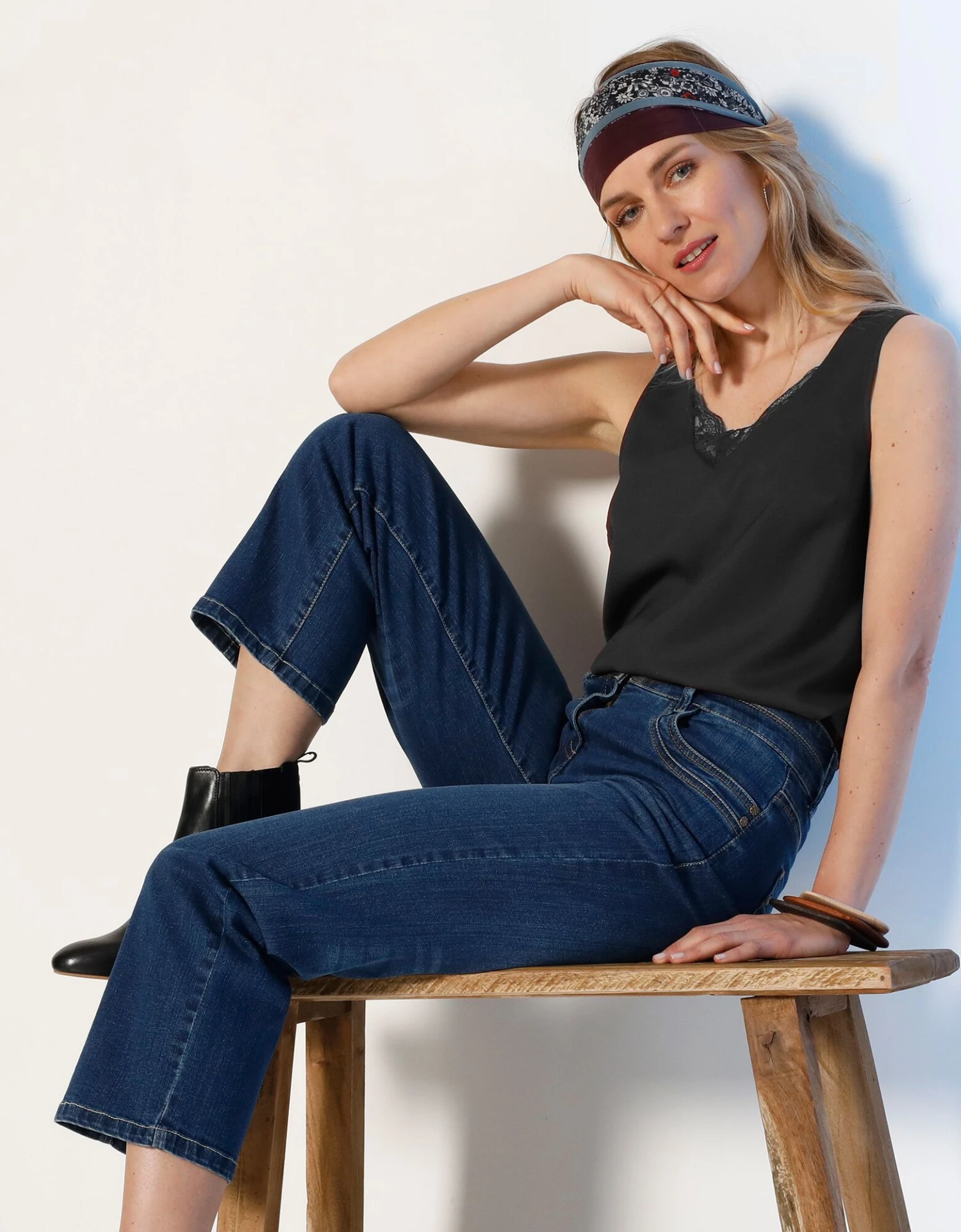 Caraco Col V Uni Dentelle 4 Caraco Col V Uni Dentelle – Image 2