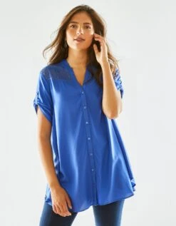 Tunique Boutonnée Macramé Unie