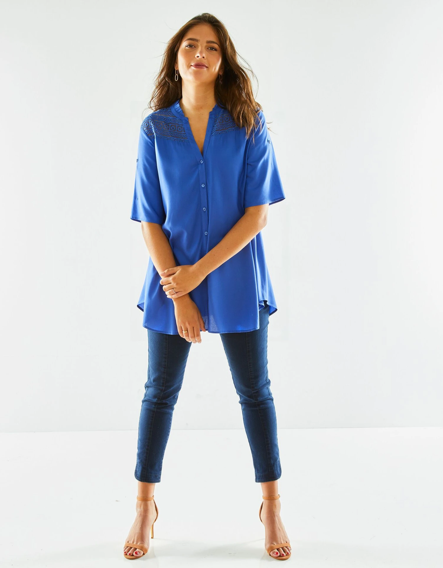 Tunique Boutonnée Macramé Unie 6 Tunique Boutonnée Macramé Unie – Image 4