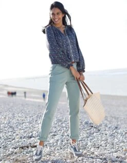 Blouse Boutonnée Brodée Imprimée 12 Blouse Boutonnée Brodée Imprimée -Femmes Vêtements Magasin 610741 C01 zoomx vue5