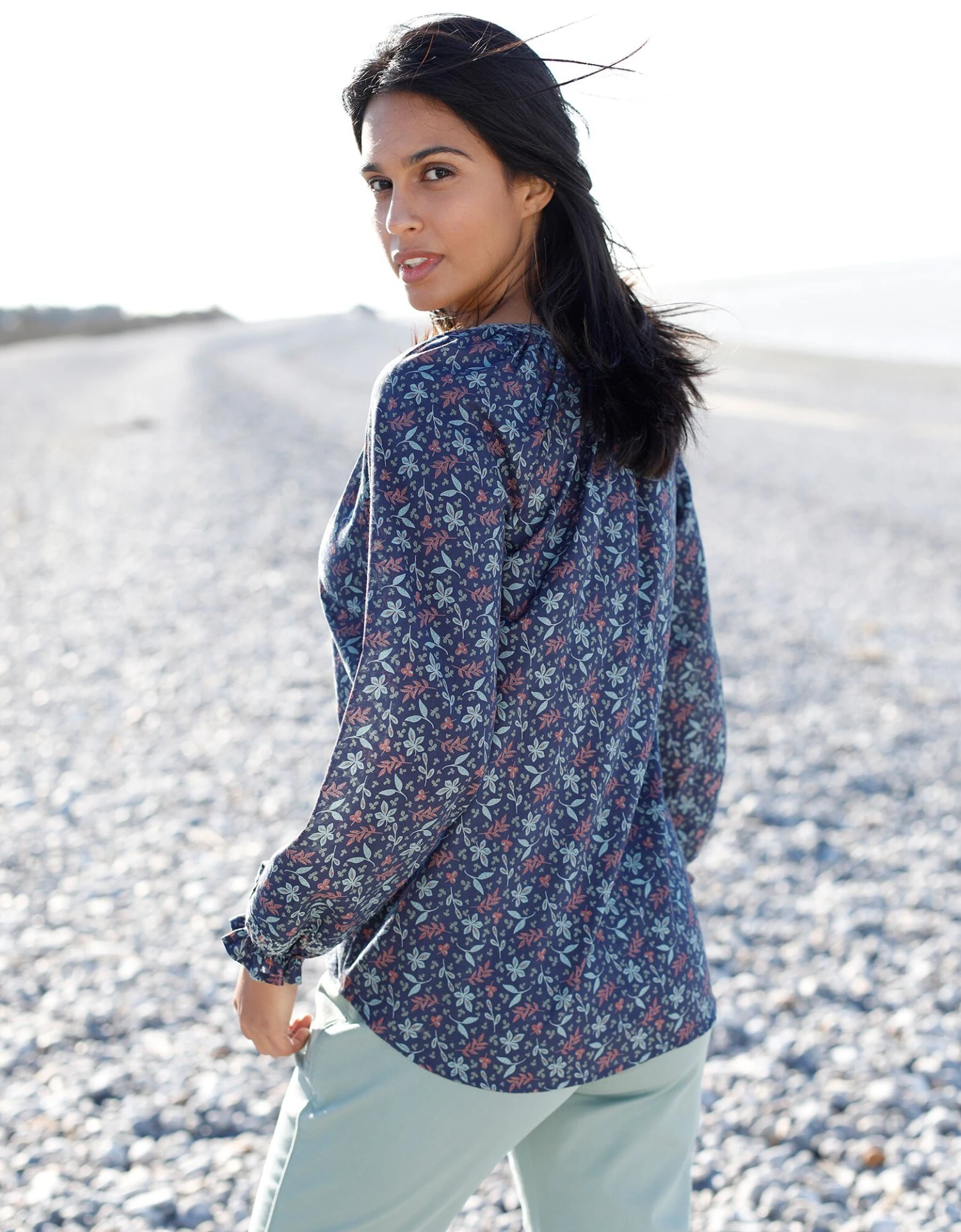 Blouse Boutonnée Brodée Imprimée 8 Blouse Boutonnée Brodée Imprimée – Image 6