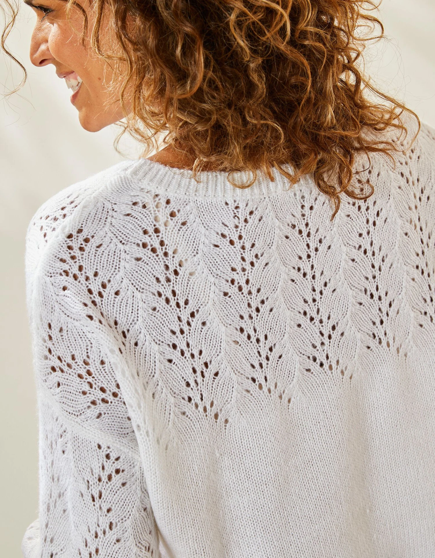 Pull Manches Longues Blousantes, Maille Ajourée Toucher Mohair 6 Pull Manches Longues Blousantes, Maille Ajourée Toucher Mohair – Image 4