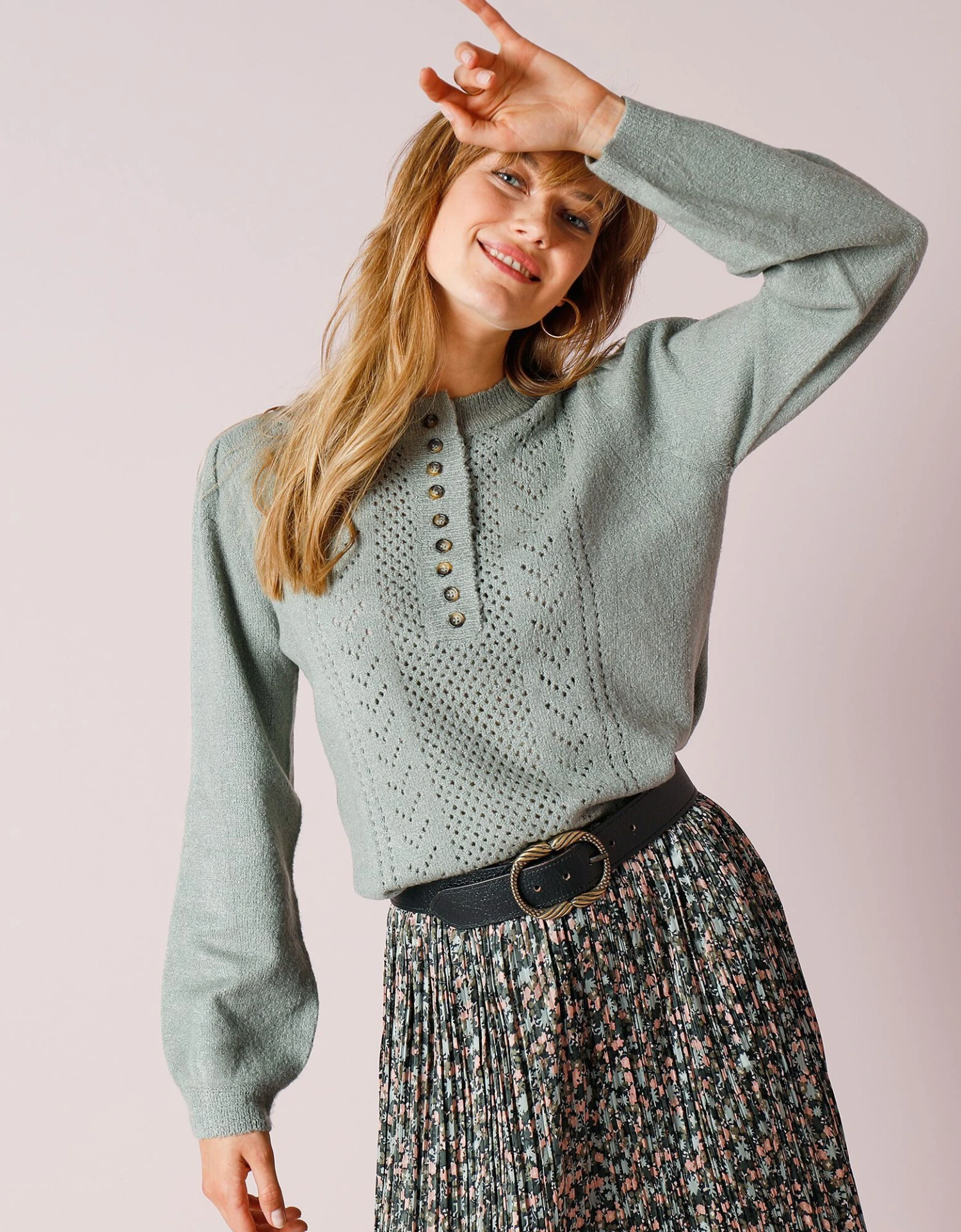 Pull Ajouré Col Tunisien Boutonné 6 Pull Ajouré Col Tunisien Boutonné – Image 4